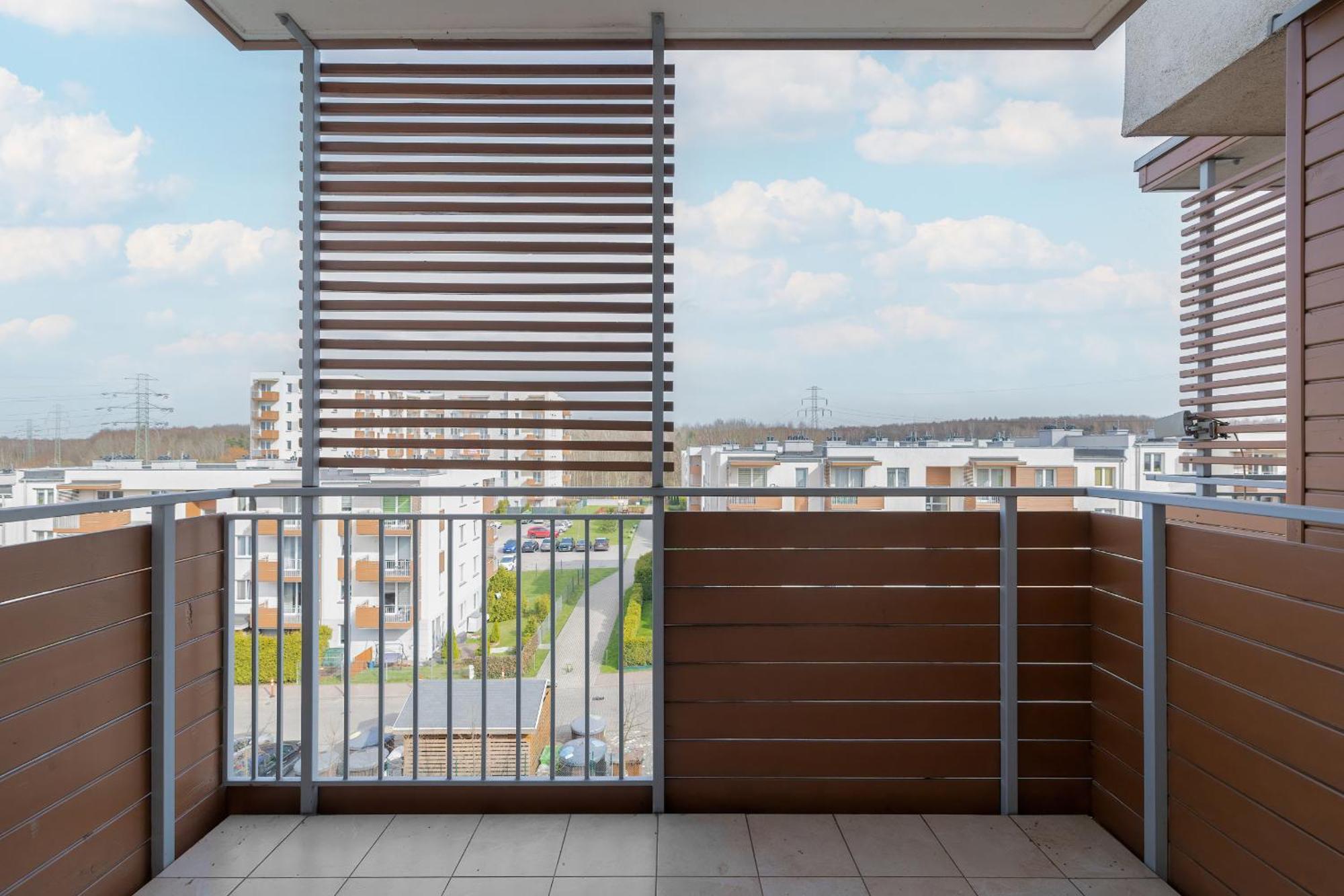 Bazantow With Balcony By Renters Apartment